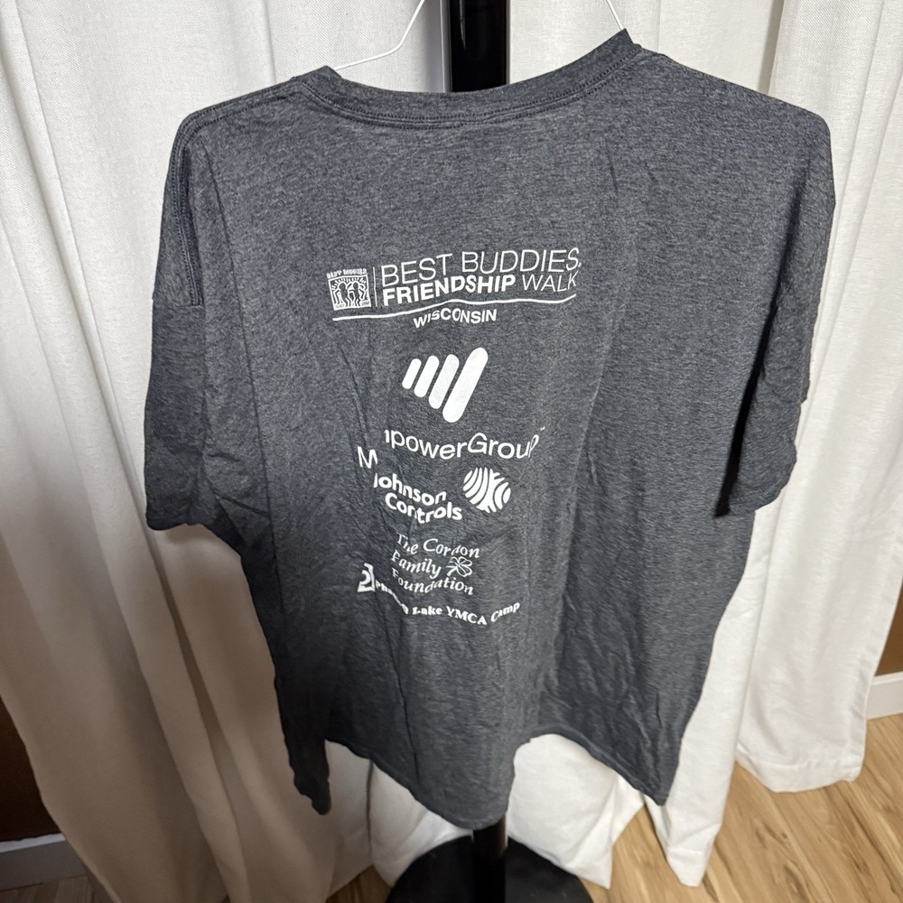 Keith Haring Best Buddies Friendship Walk - Wisconsin Gray 3XL T-Shirt Retro - Picture 2 of 5